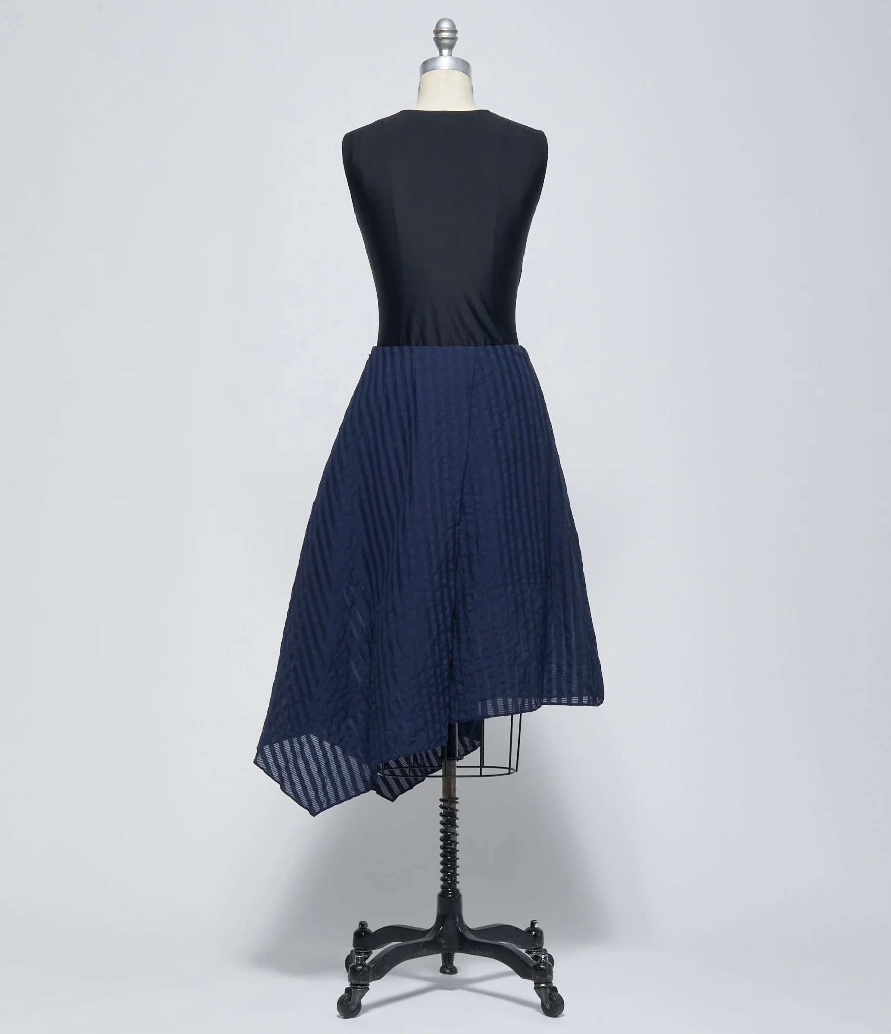 SS26 Forme D'Expression Womens Reclined Skirt - Image 3