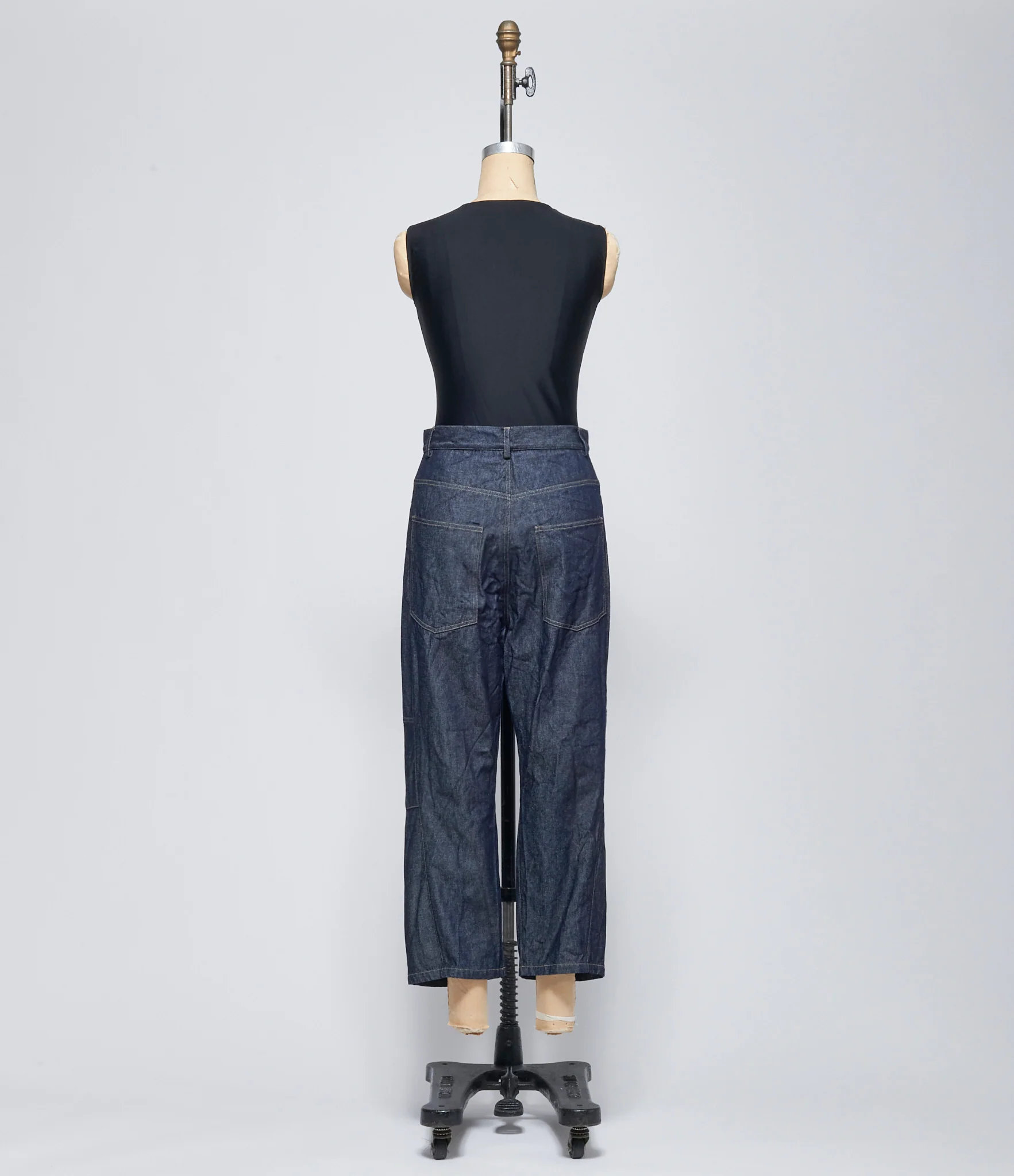 SS26 Forme D'Expression Womens Skewed 5 Pocket Pants - Image 3